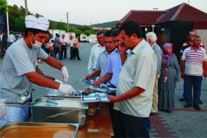 AK PARTİ İFTAR YEMEĞİNDE