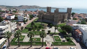 BÜYÜKŞEHİR MECLİSİ ÇANDARLI KALESİ’NDE YAPILACAK