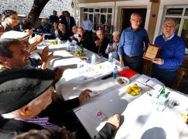 “SİYASET MENFAAT İÇİN YAPILMAZ”