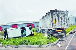 Kızını kurtaran anne,  kazada can verdi