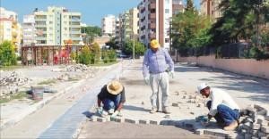 Yağmur suyu tahliyesi için ızgaralar yapılıyor