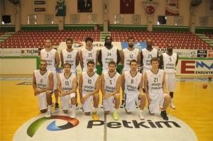 BASKETBOL VE FUTBOLDA ALİAĞA’NIN ZAFER HAFTASI