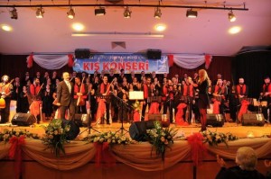 TÜRKÜ DOLU GECEDE ELLER HİÇ SUSMADI