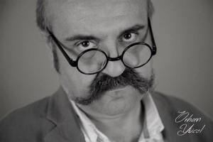 CANLI YAYINDA İNTİHAR EDEN TİYATROCU KURTARILAMADI