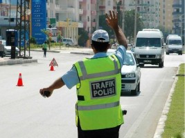 TRAFİK CEZALARINI ARTIRAN KANUN TBMM'DE KABUL EDİLDİ