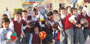 TÜM OKULLARA ‘SPOR SETİ’ HEDİYE