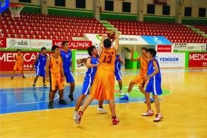 LİSELER ARASI BASKETBOL TURNUVASI BAŞLADI