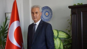 BAŞSAĞLIĞI DİLEDİ