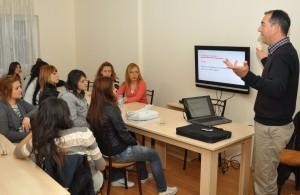 ALİAĞA BELEDİYESİ ÖĞRENCİLERİ HAYATA HAZIRLIYOR