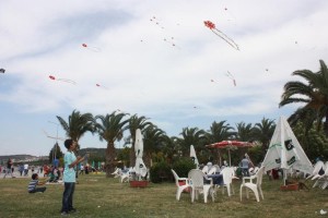 UÇURTMALAR GÖKYÜZÜNÜ SÜSLEDİ