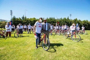 GÖNÜLLÜ GENÇLERE 102 BİSİKLET