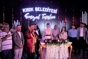 AÇILIŞ VE DÜĞÜN BİR ARADA