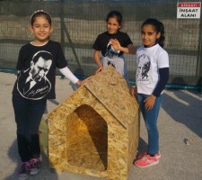 ÖĞRENCİLERDEN SOKAK HAYVANLARI İÇİN KULÜBE