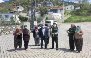 FİDELER ÜRETİCİYLE BULUŞTU