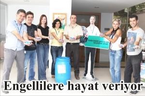 Plastik kapaklar gülümsüyor