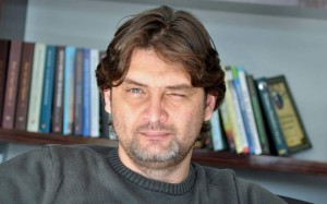 BAŞ DANIŞMANDAN AKBULUT’A CEVAP