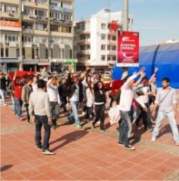Öğrenciler terörü protesto etti