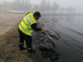 DENİZDE TEMİZLİK ÇALIŞMALARI SÜRÜYOR