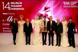 Gelinlik sektörü İzmir'de buluştu