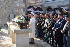 ŞERİF YİYİTALP SON YOLCULUĞUNA UĞURLANDI