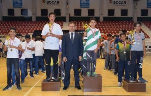 BAYRAMLARI ÖDÜLLE TAÇLANDI