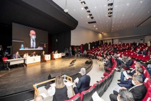 BÜYÜKŞEHİR MECLİSİ'NDEN DÖNÜŞÜMÜ HIZLANDIRACAK ADIM