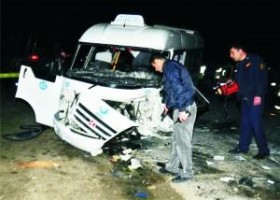 Kafa kafaya çarpıştılar: 1 ölü