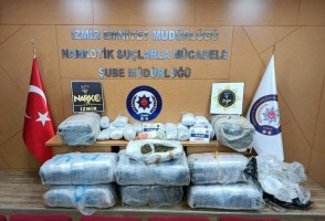 UYUŞTURUCU OPERASYONUNDA 5 ZANLI YAKALANDI