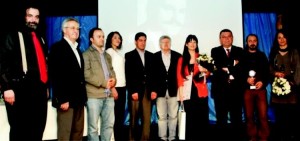 TİYATRODA ALİAĞA’YA BİRİNCİLİK ÖDÜLÜ GELDİ