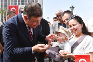 İzmirli kadınlara ulaşım desteği