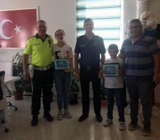 BAŞARILI ÖĞRENCİLER ÖDÜLLENDİRİLDİ