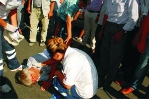 ALİAĞA'DA TRAFİK KAZASI: 1 YARALI