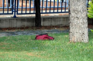 ŞÜPHELİ ÇANTA PANİĞE NEDEN OLDU