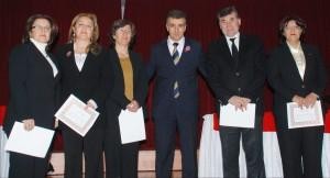 Öğretmenler günü, övgülerle geçti