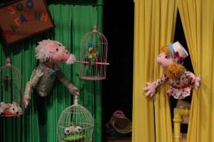 İZMİRLİ ÇOCUKLAR KUKLA GÖSTERİMLERİNE DOYACAK