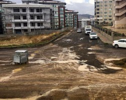 ‘YOLLARIMIZ YAPILSIN…’