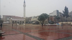 ALİAĞA SOKAKLARI BOŞ KALDI