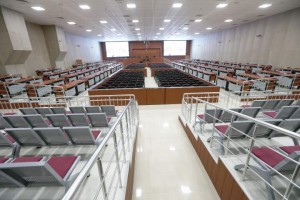 "BİR DAHA DURUŞMA SALONUNUN YÜZÜNÜ GÖREMEZSİN"