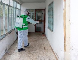 APARTMANLAR DEZENFEKTE EDİLİYOR