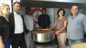 SÜSLÜ’DEN AŞURE HAYRINA DAVET