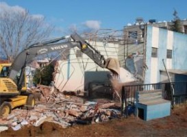 Spor salonu yıkıldı ek bina yapılacak