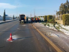 KAMYONET KALDIRMA ÇARPTI: 1 YARALI