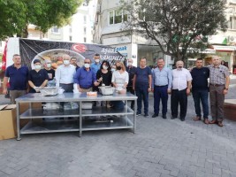 AŞURE HAYRI DÜZENLEDİLER