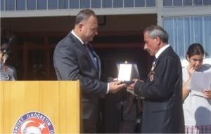 Kantinci amcaya plaket