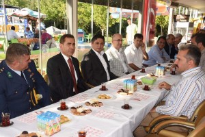 ALİAĞA’DA SAKİN BAYRAM