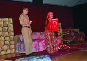 “BİR HİLAL UĞRUNA” SAHNELENDİ