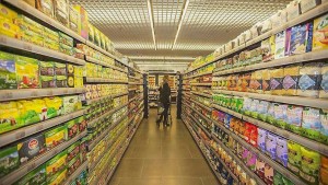 FAHİŞ FİYAT ARTIŞI VE STOKÇULUĞA KARŞI SIKI TAKİP