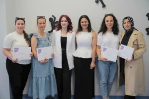 Annelere destek eğitimi