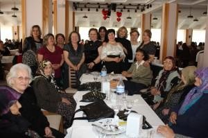 Yardımsevenler yaşlıları unutmadı