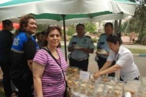 MİNİKLER İÇİN KERMES